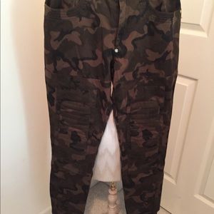 LVL XIII NWT camp pants
